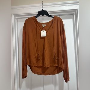 Wonderly Woven Puff sleeve Tie Front Top, Burnt Orange, Size L, NEW W TAGS